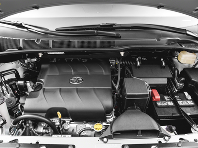 2017 Toyota Sienna XLE 8 Passenger
