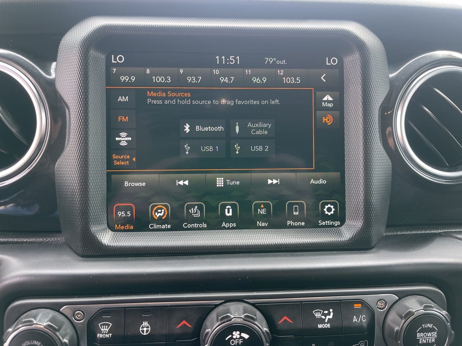 2022 Jeep Wrangler Unlimited Sahara Altitude