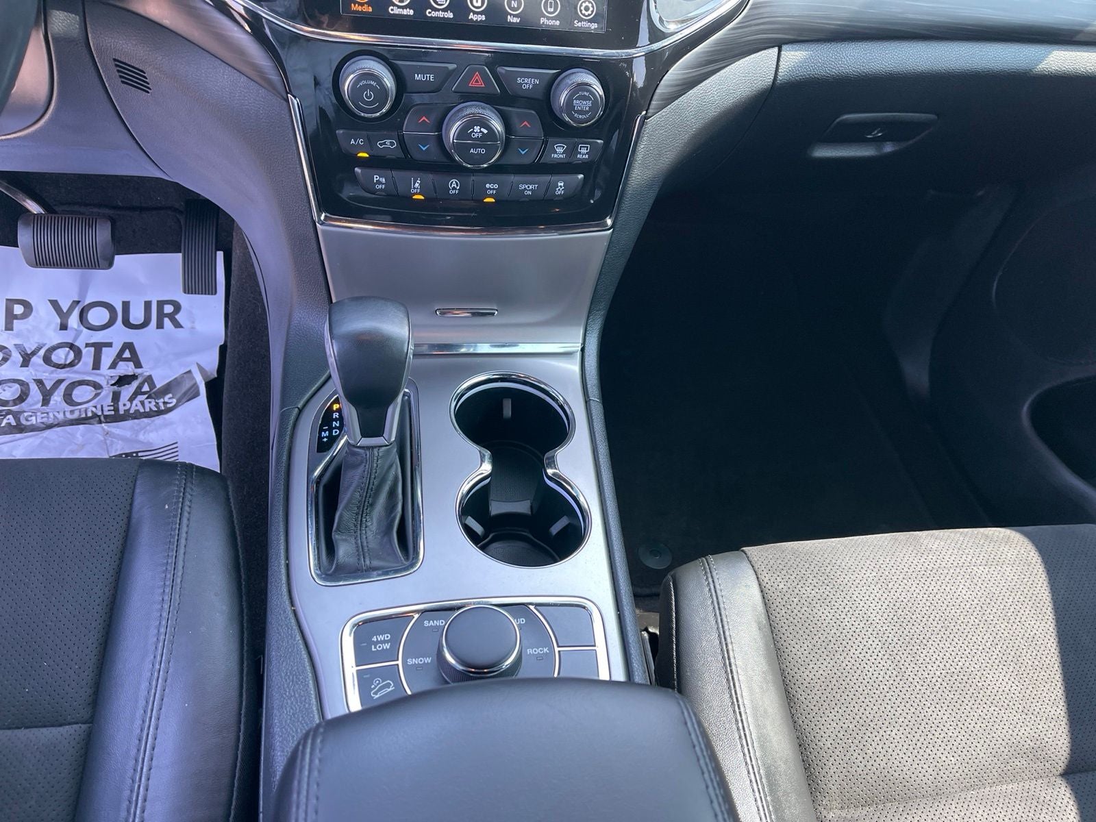 2022 Jeep Grand Cherokee WK Laredo X
