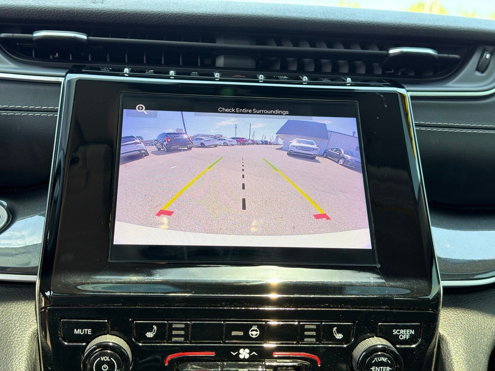 2022 Jeep Grand Cherokee L Laredo
