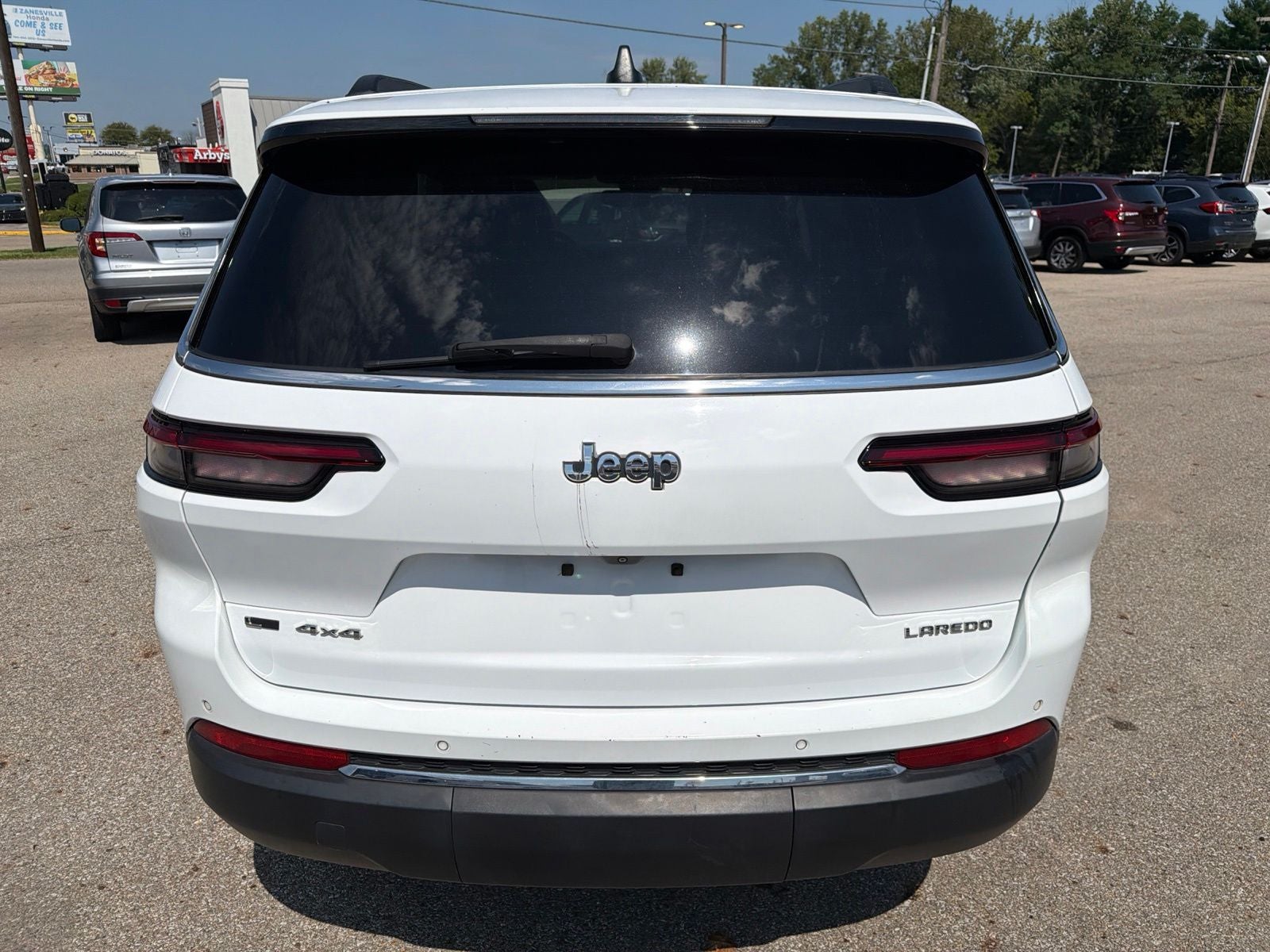 2022 Jeep Grand Cherokee L Laredo