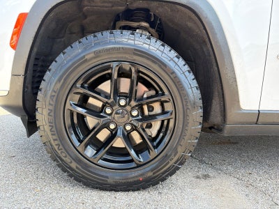 2022 Jeep Grand Cherokee L Laredo