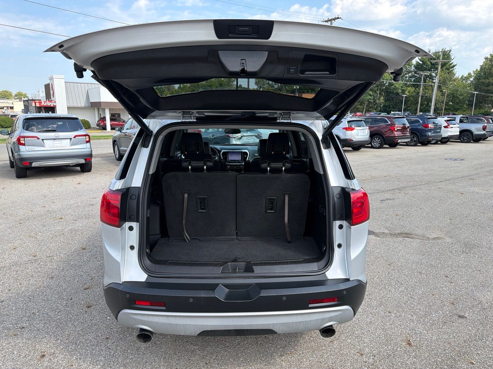 2019 GMC Acadia SLT-1