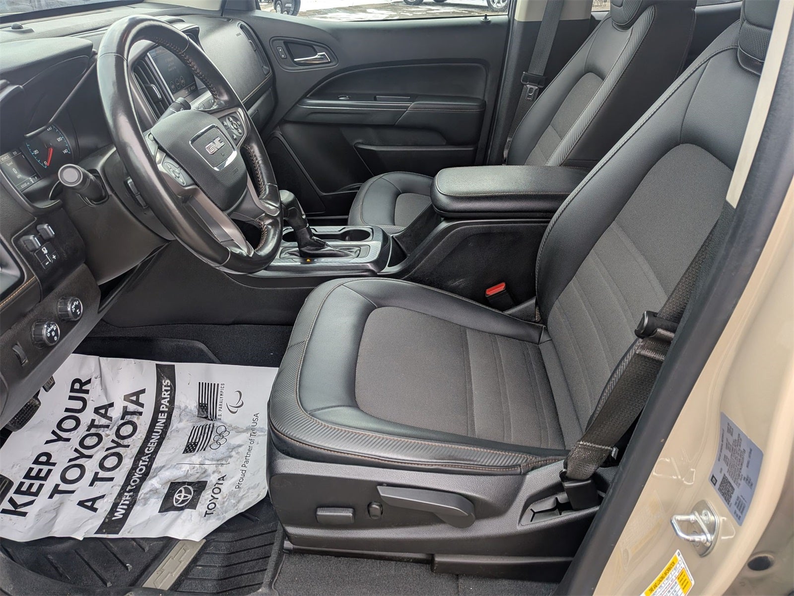 2021 GMC Canyon AT4 w/Cloth