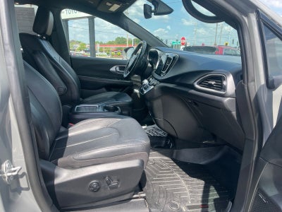 2020 Chrysler Pacifica Touring L Plus