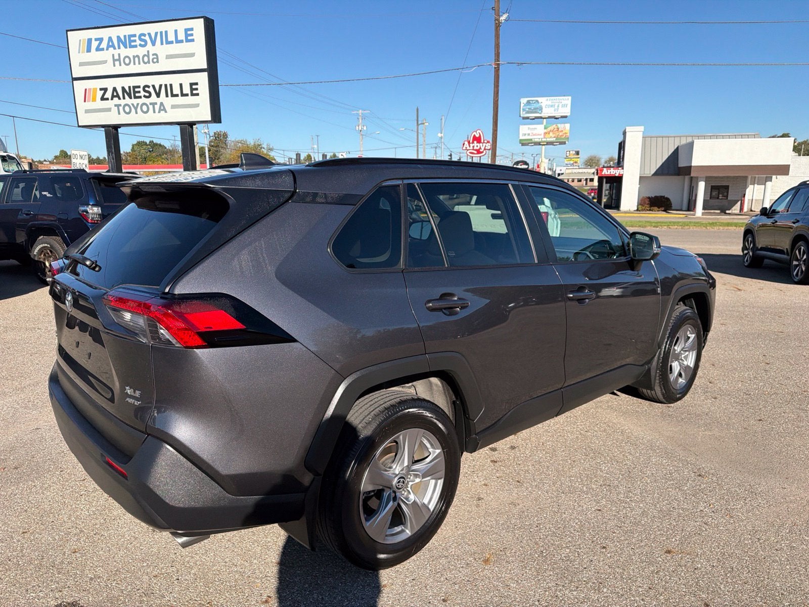 2024 Toyota RAV4 XLE