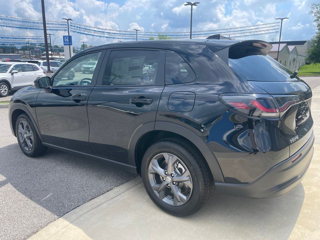 2027 Honda HR-V LX AWD