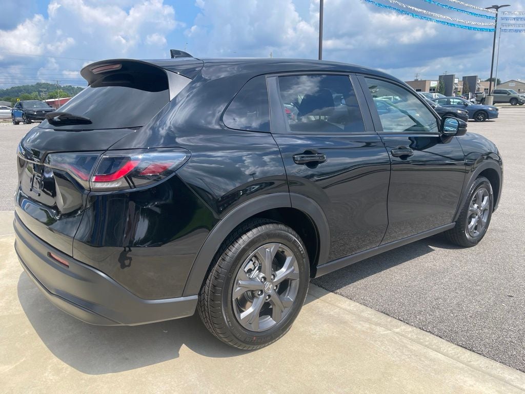 2027 Honda HR-V LX AWD