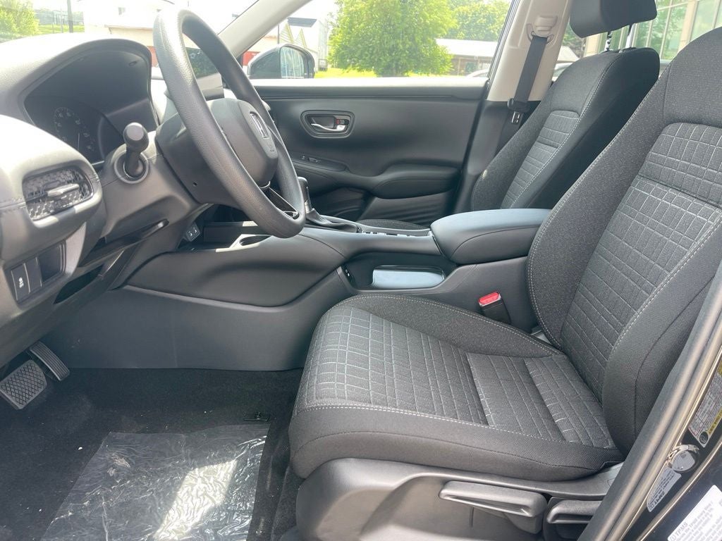 2027 Honda HR-V LX AWD
