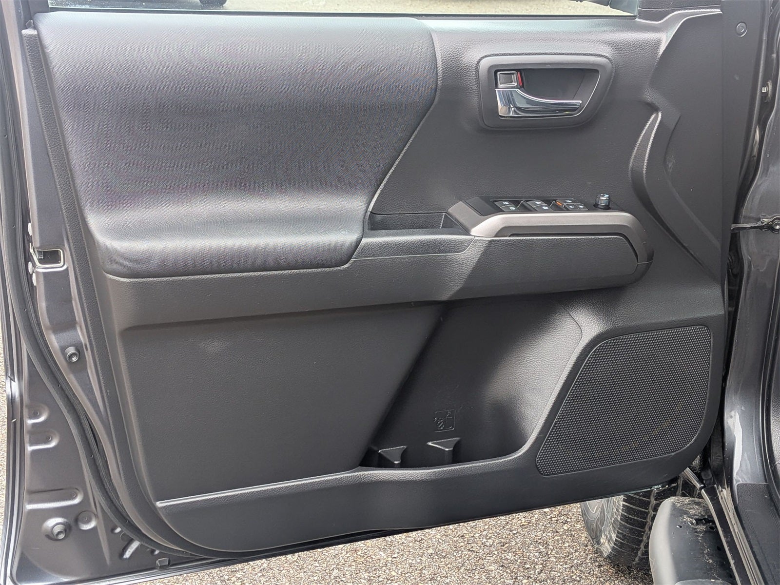 2023 Toyota Tacoma V6