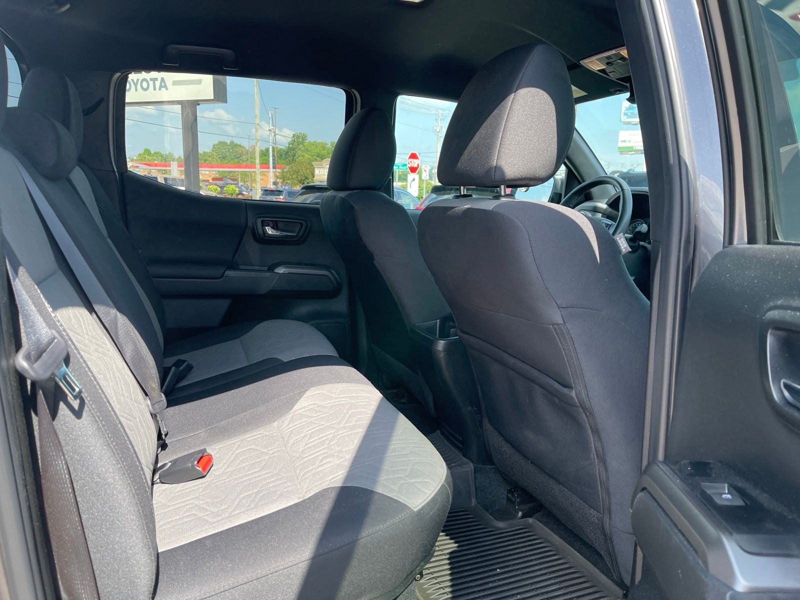 2023 Toyota Tacoma TRD Sport V6