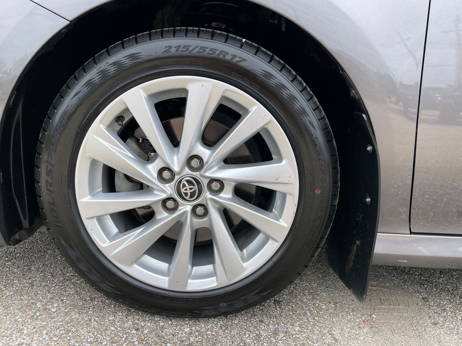 2023 Toyota Camry LE