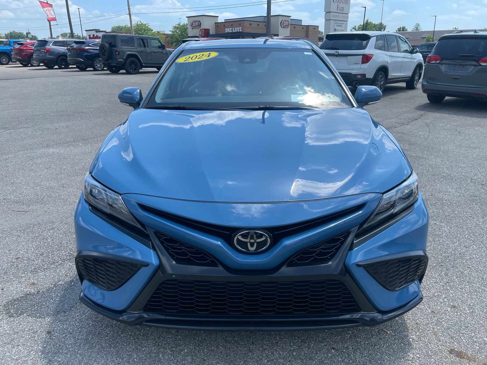 2024 Toyota Camry SE