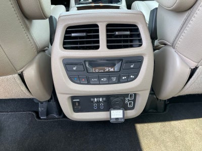 2022 Honda Pilot Touring 7 Passenger
