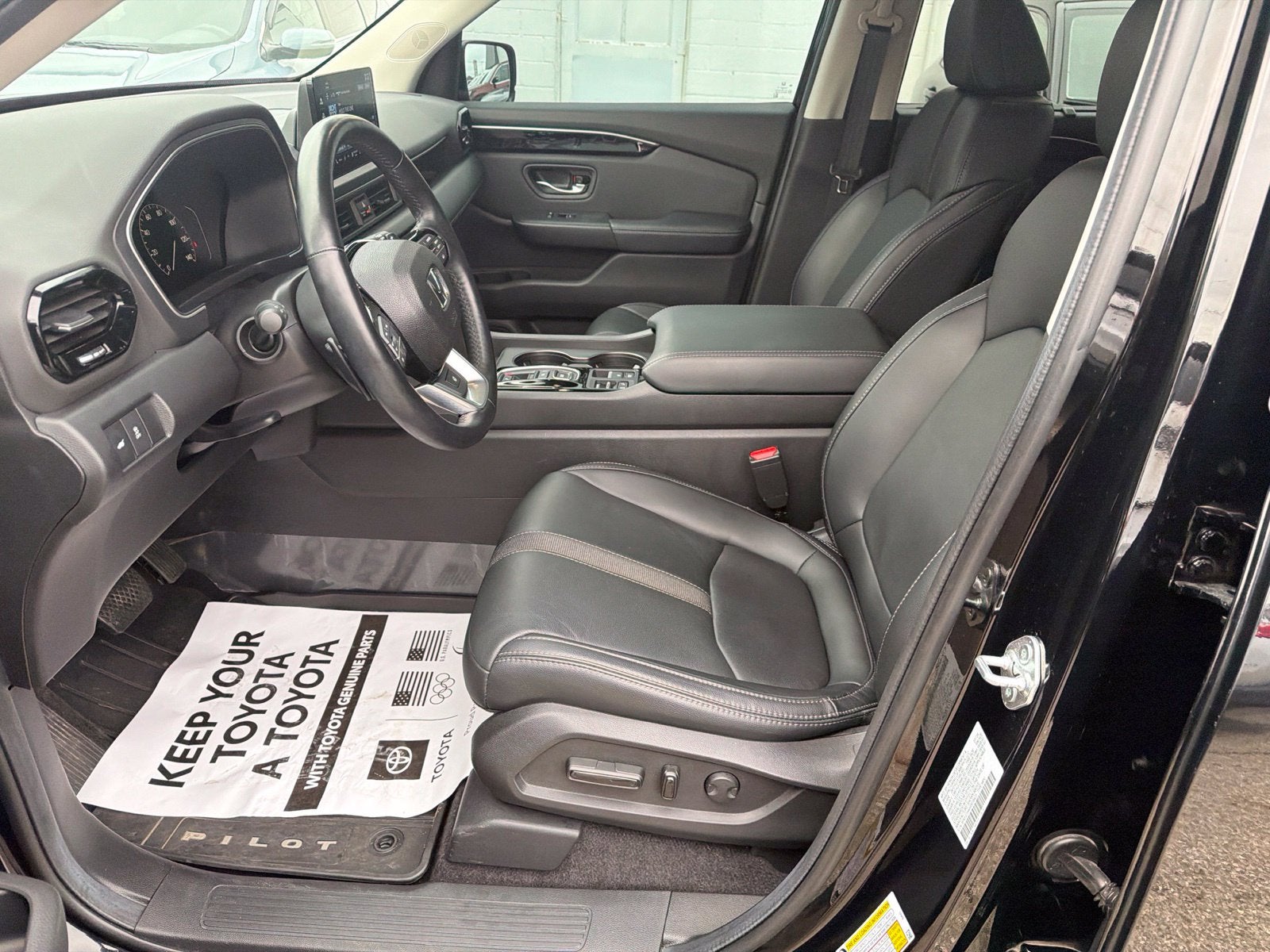 2024 Honda Pilot EX-L 8 Passenger