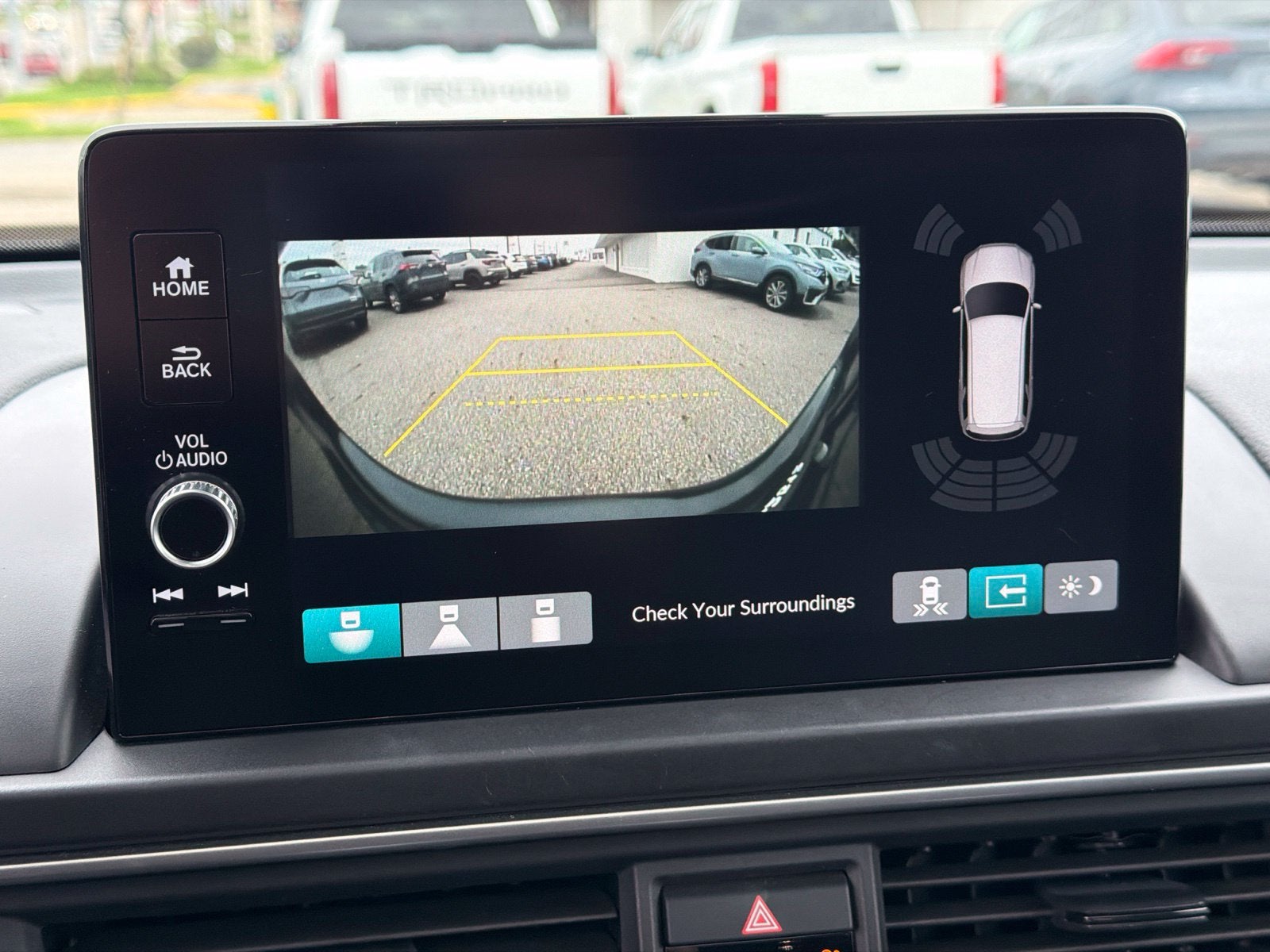 2025 Honda Pilot Touring+ - Photo 14