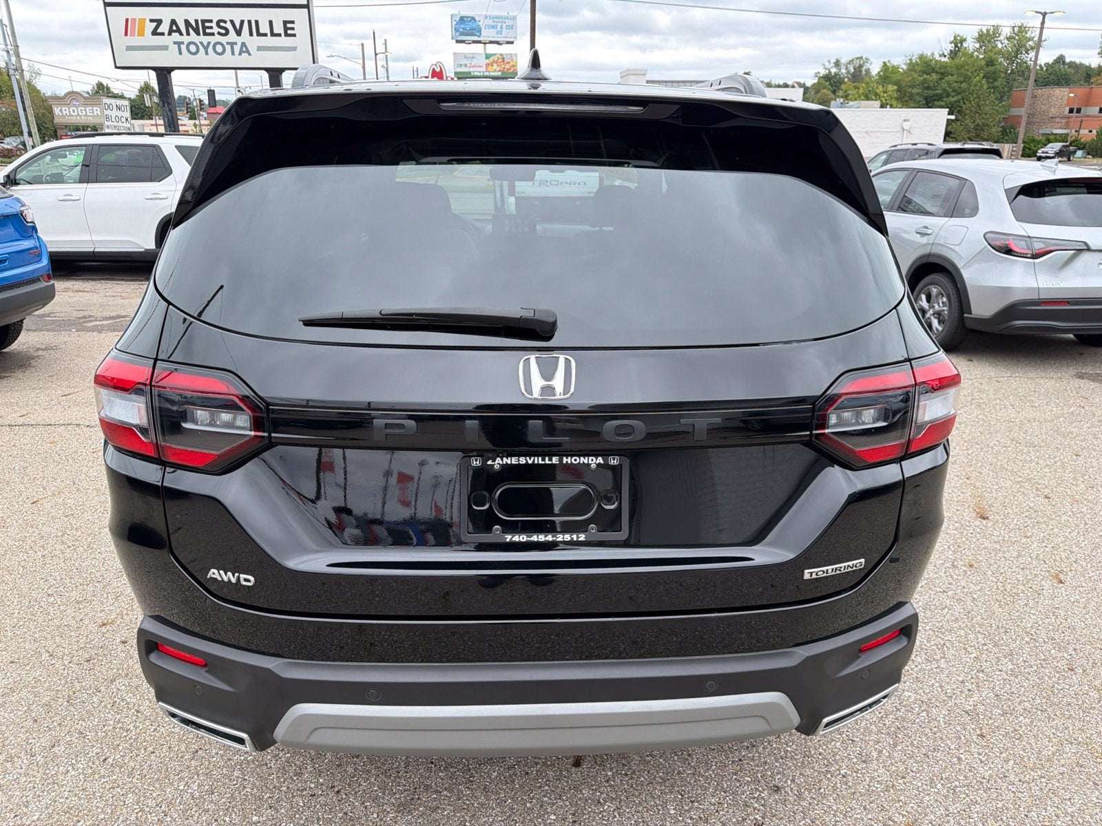 2025 Honda Pilot Touring+ - Photo 6