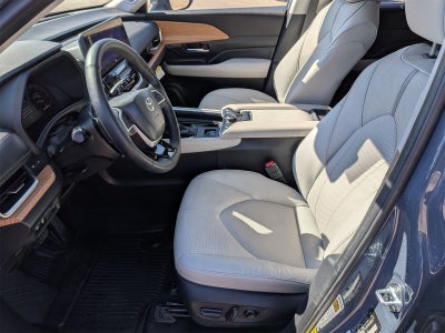 2025 Toyota Grand Highlander Platinum