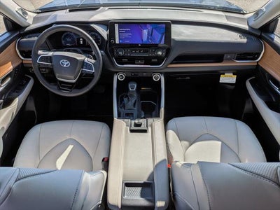 2025 Toyota Grand Highlander Platinum
