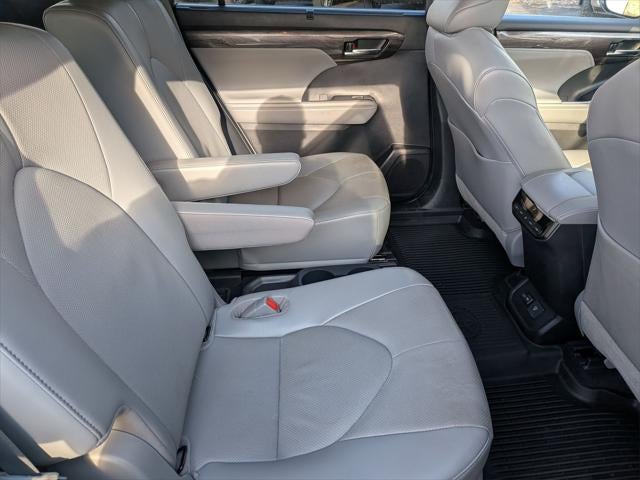 2022 Toyota Highlander Limited