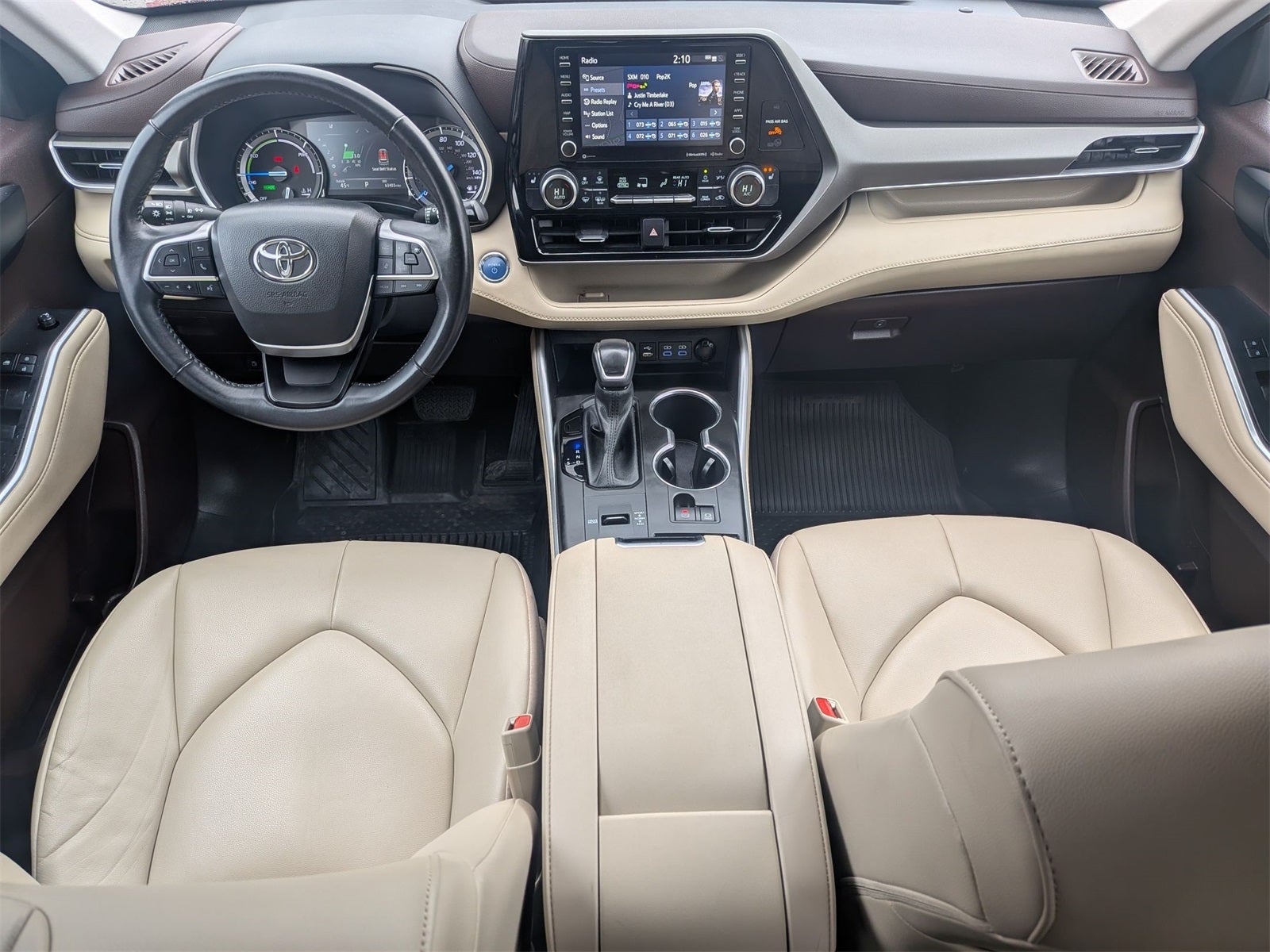 2022 Toyota Highlander Hybrid XLE