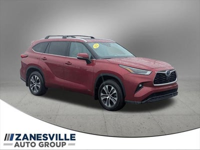 2022 Toyota Highlander Hybrid XLE