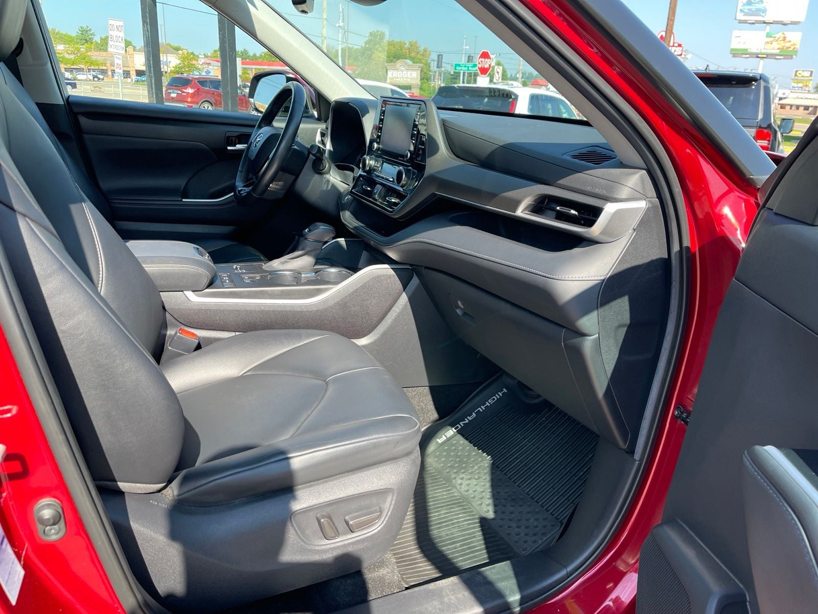 2020 Toyota Highlander Hybrid XLE