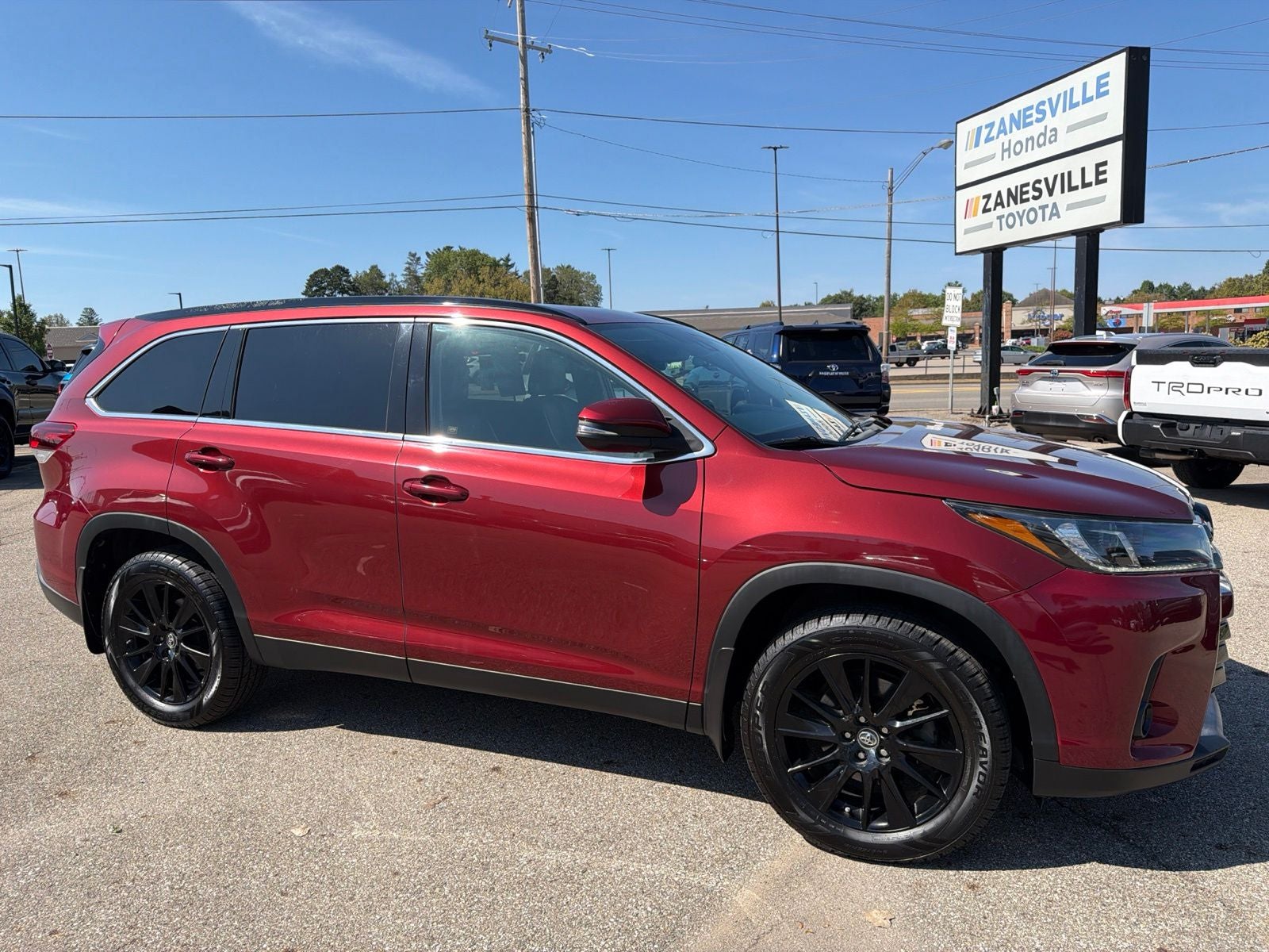 2019 Toyota Highlander SE