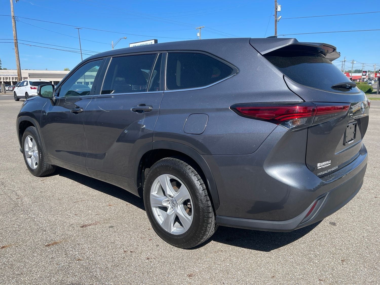 2023 Toyota Highlander L