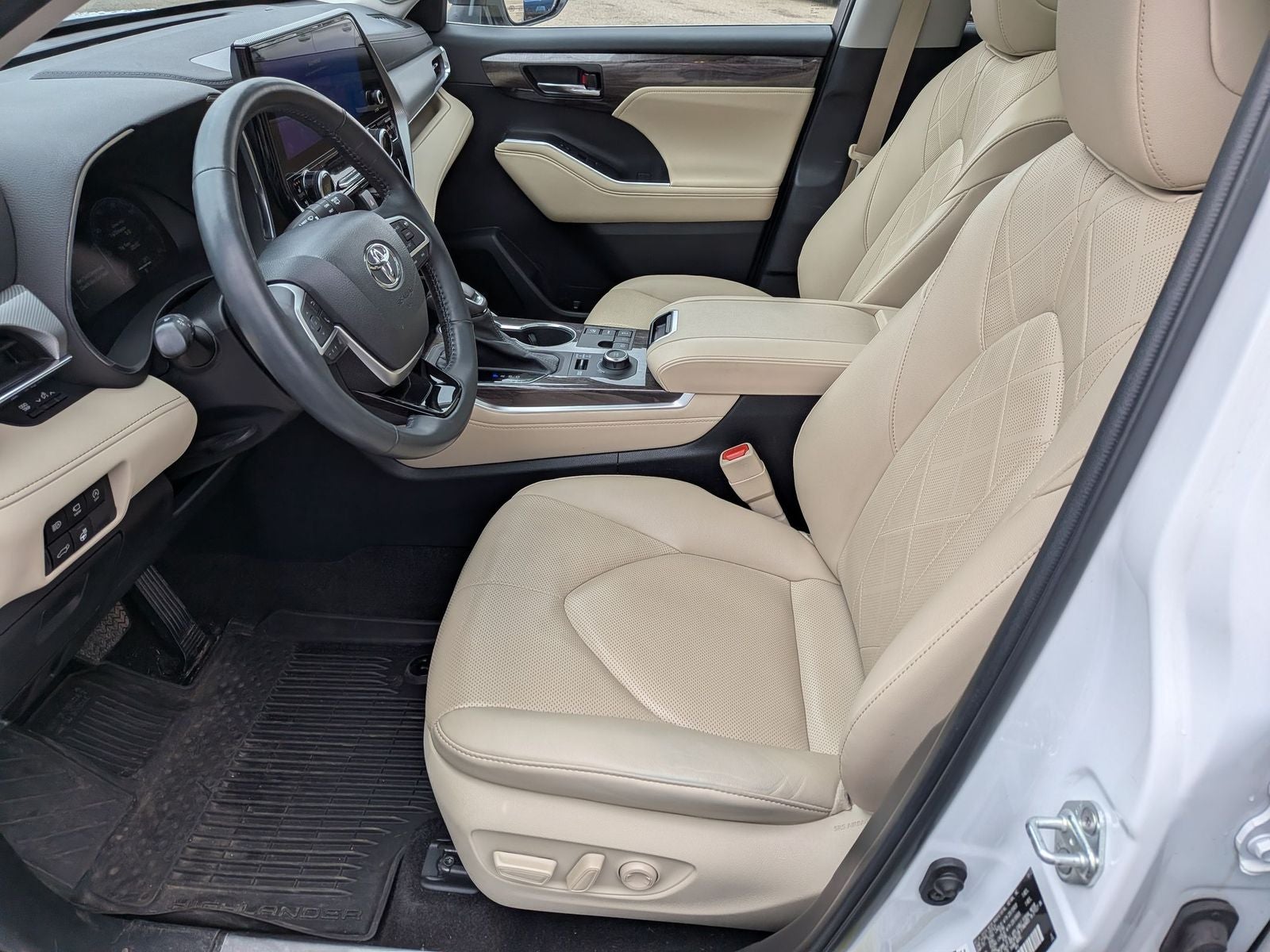 2023 Toyota Highlander Platinum