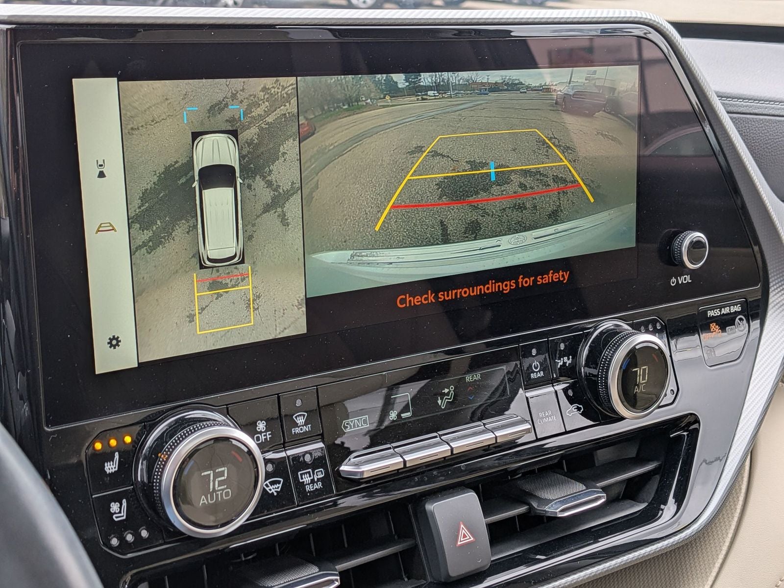 2023 Toyota Highlander Platinum