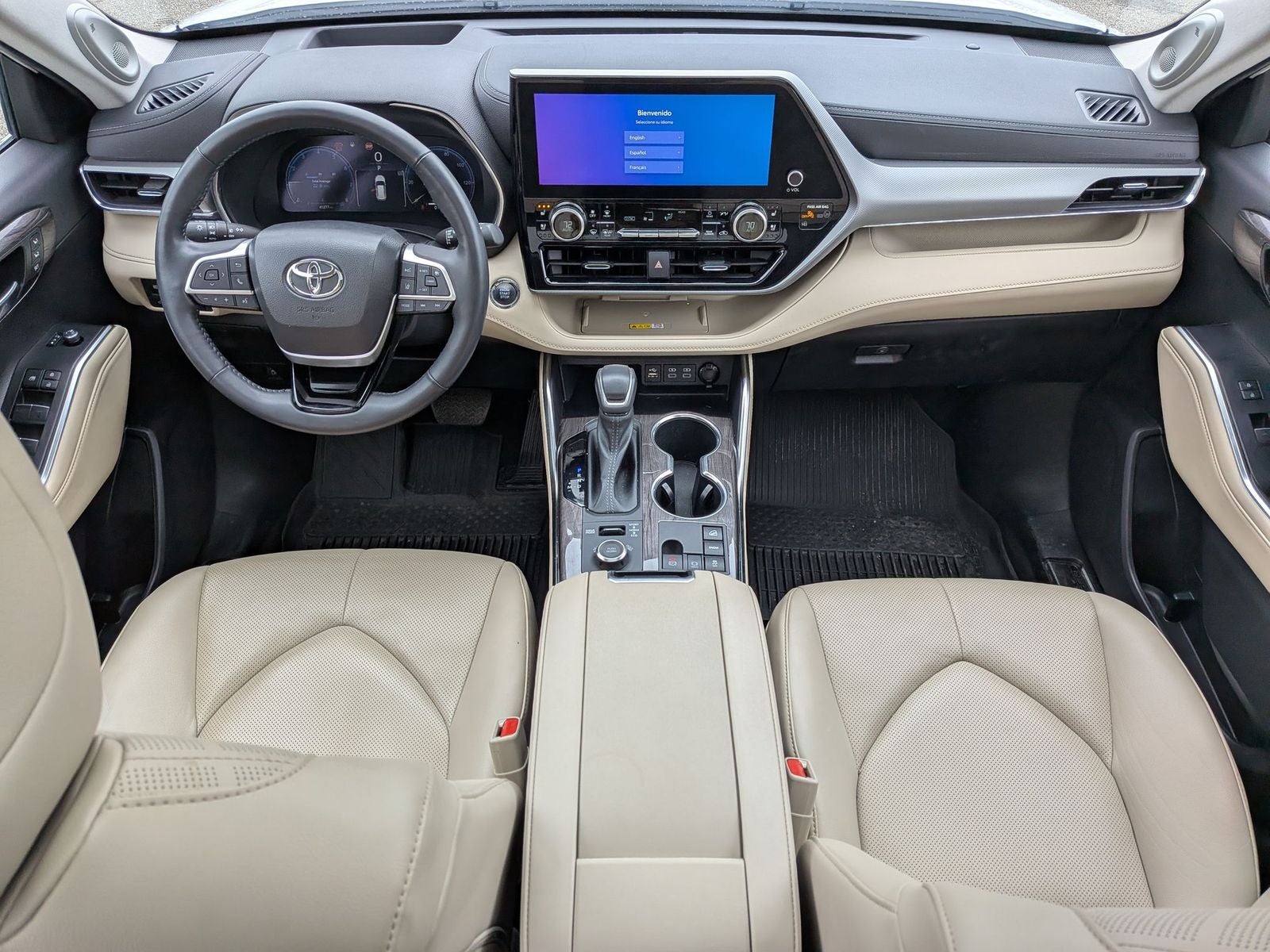 2023 Toyota Highlander Platinum