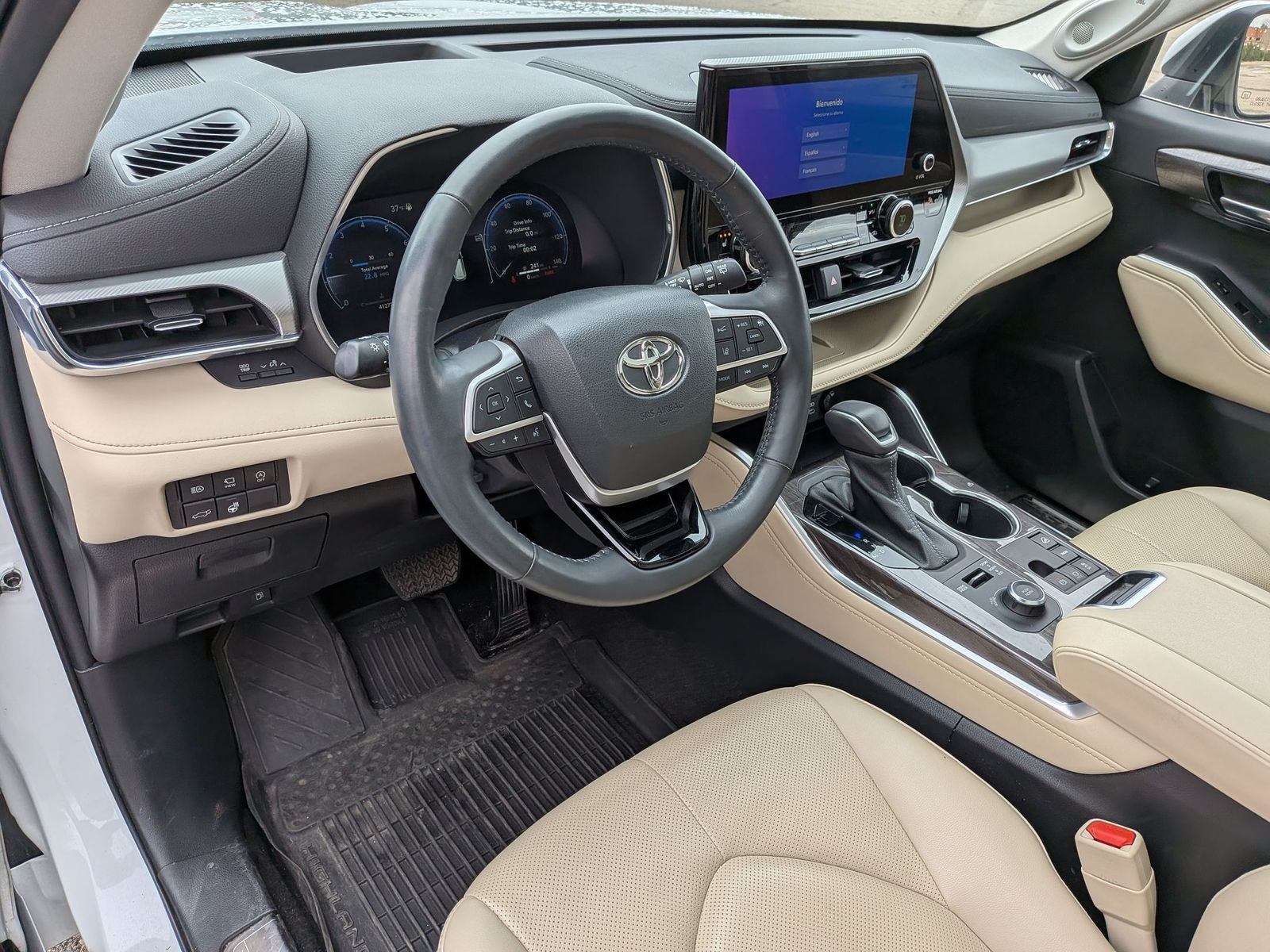 2023 Toyota Highlander Platinum