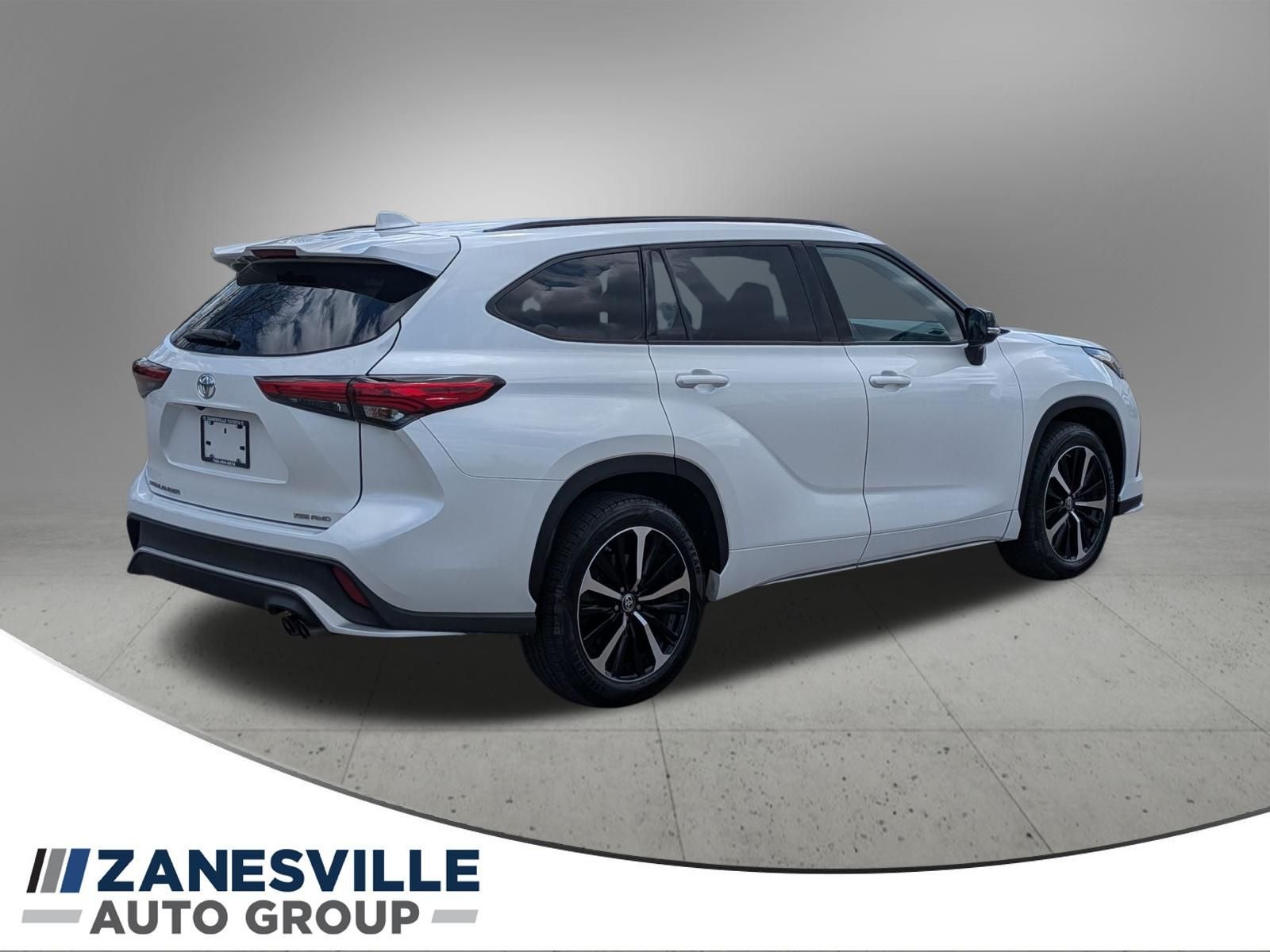 2022 Toyota Highlander XSE