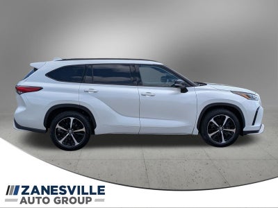 2022 Toyota Highlander XSE