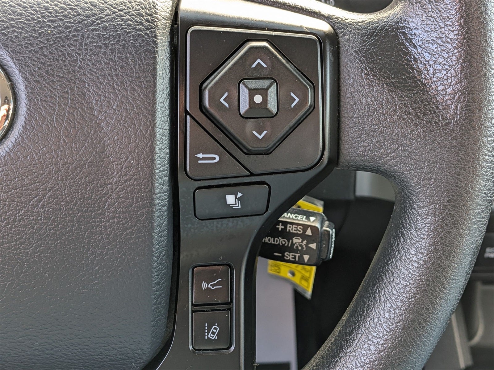 2018 Toyota Tacoma SR