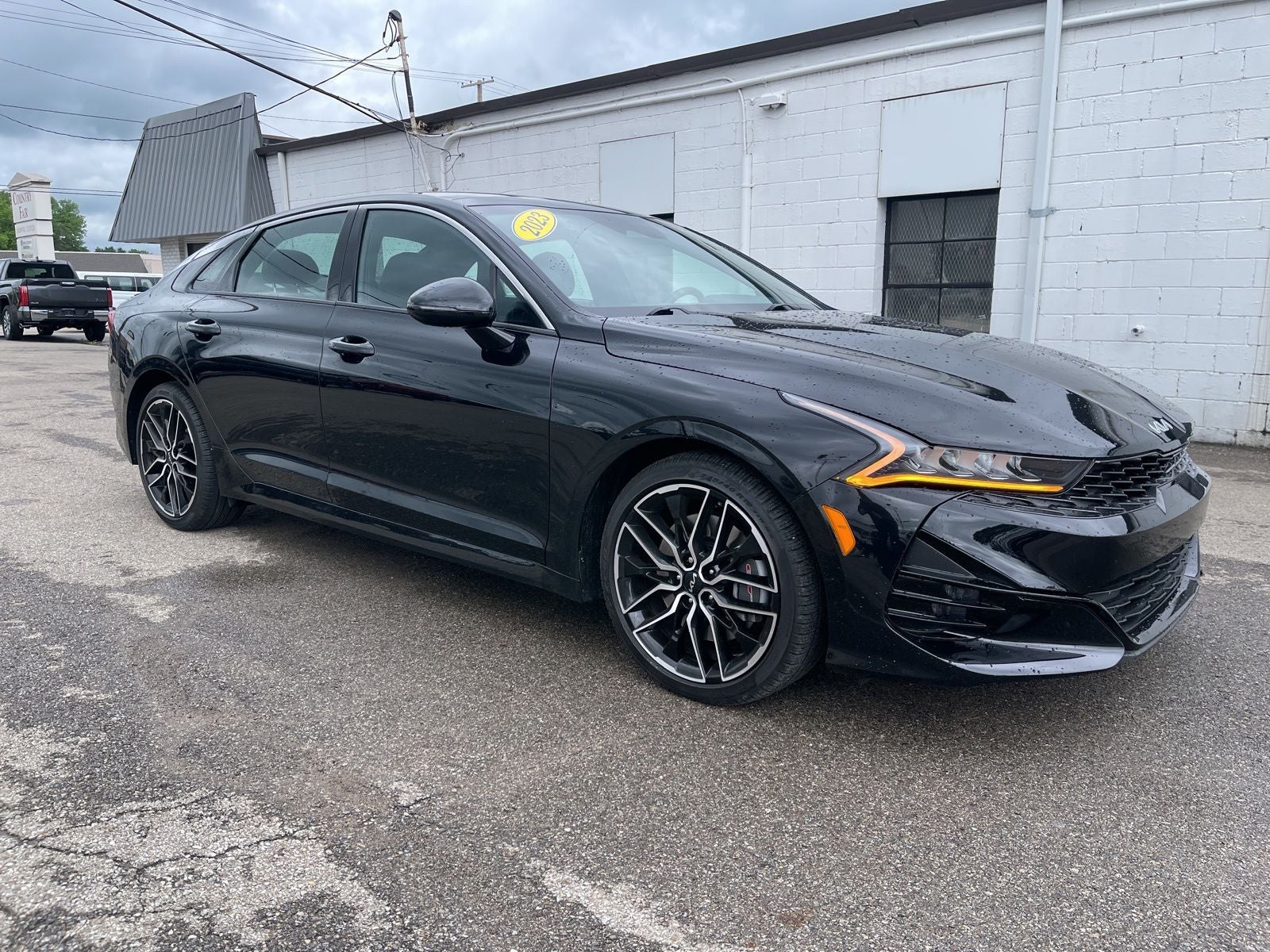 2023 Kia Optima GT FWD's photo