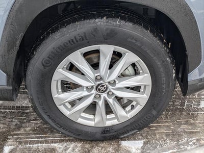2024 Toyota Corolla Cross LE