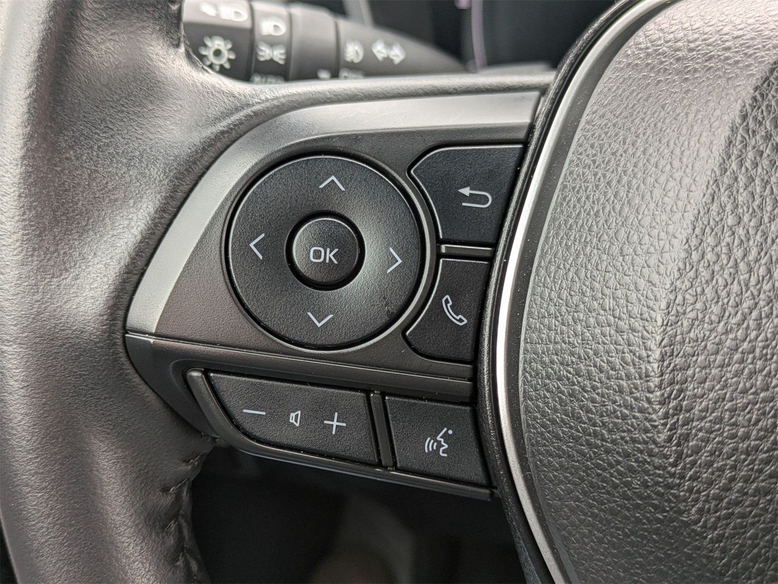 2023 Toyota Corolla Cross Hybrid XSE