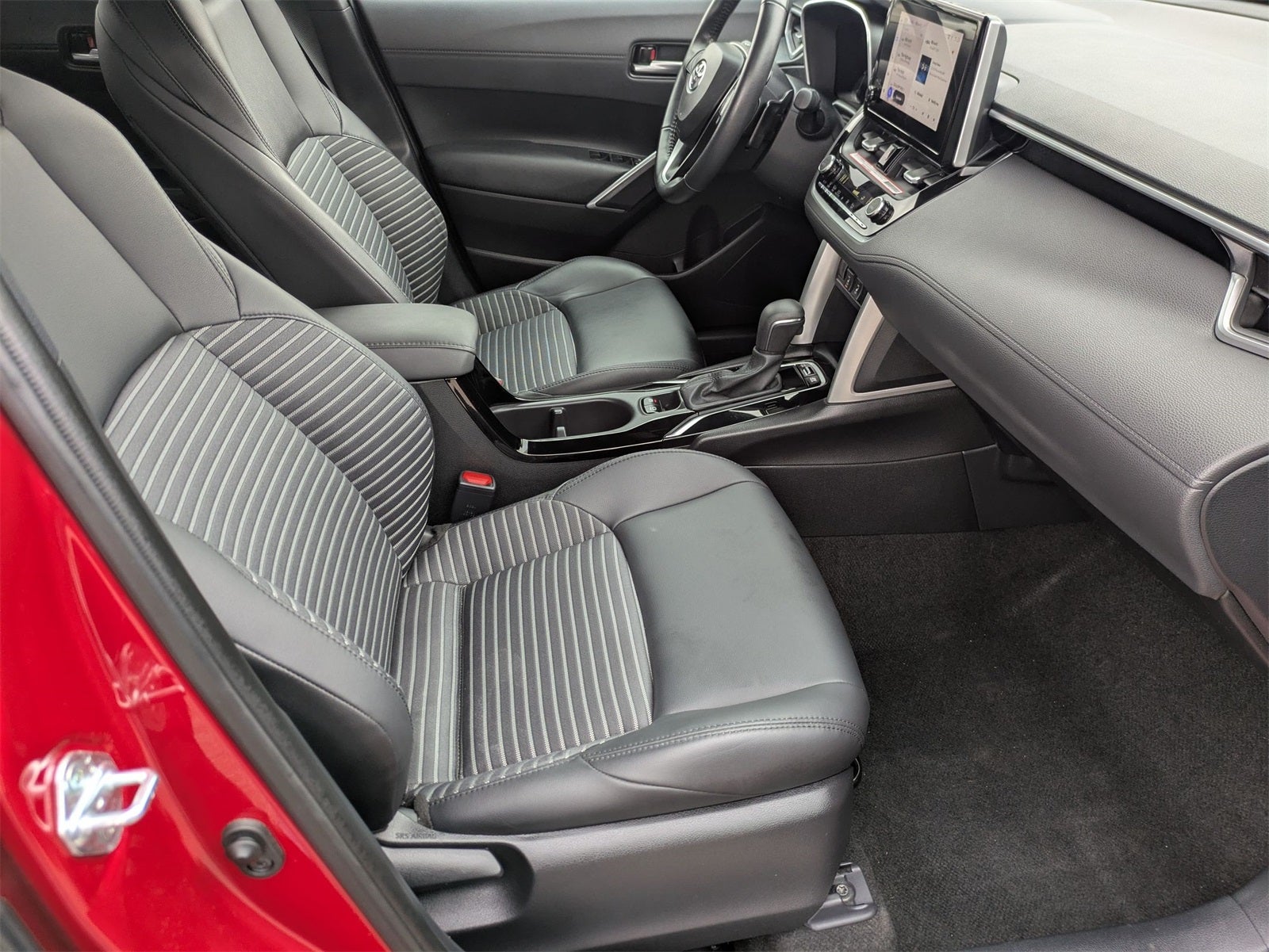 2023 Toyota Corolla Cross Hybrid XSE