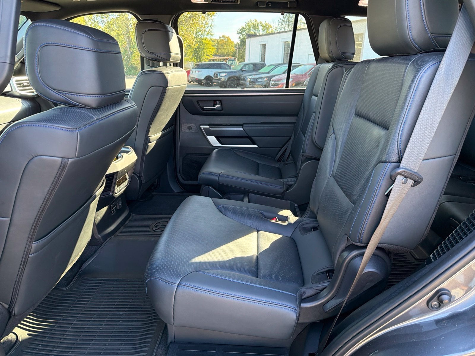 2025 Toyota Sequoia Platinum
