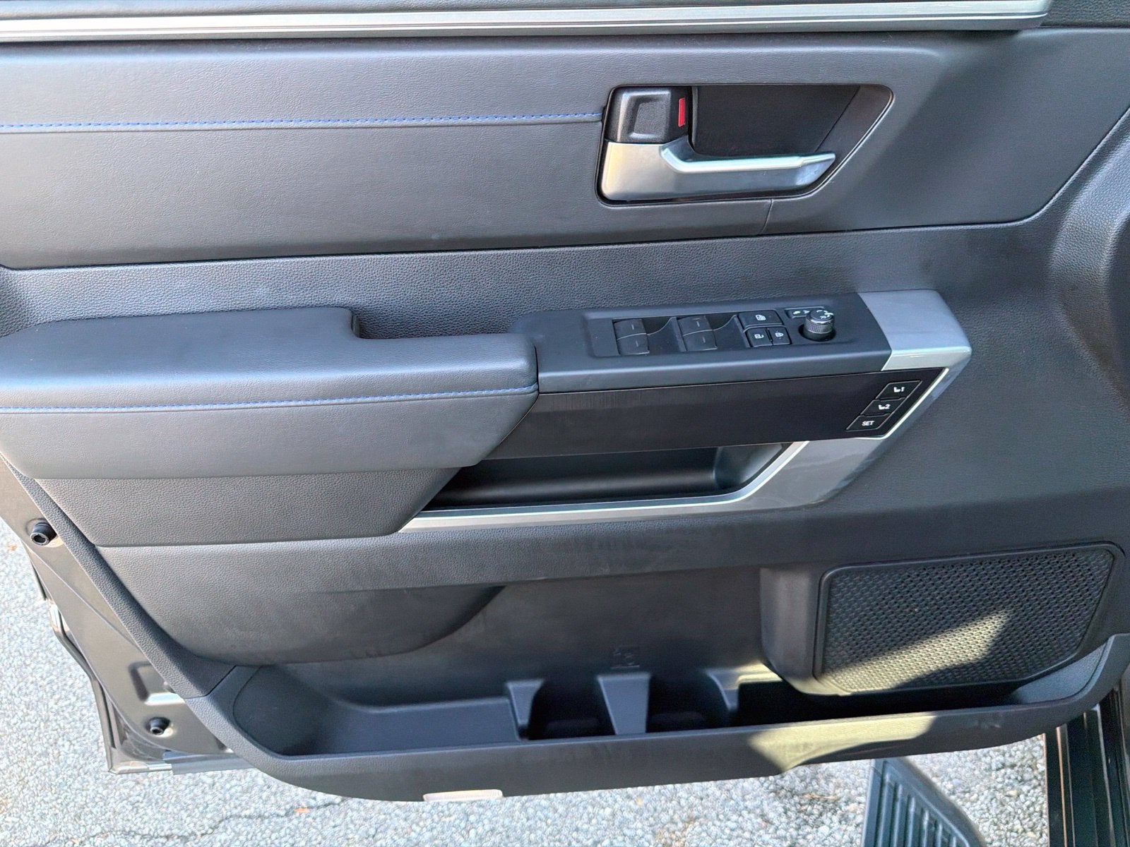 2025 Toyota Sequoia Platinum