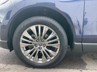 2024 Toyota Venza XLE