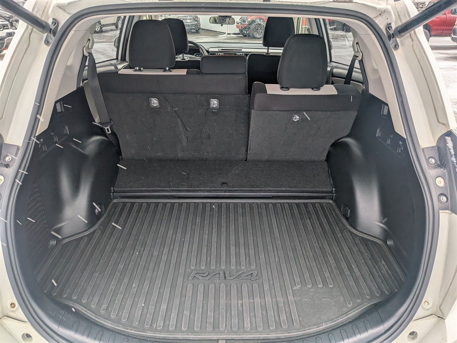 2017 Toyota RAV4 Hybrid XLE