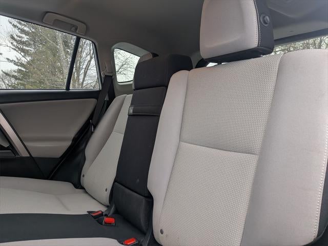 2017 Toyota RAV4 Hybrid XLE