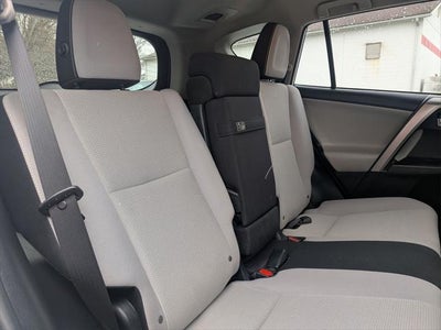 2017 Toyota RAV4 Hybrid XLE