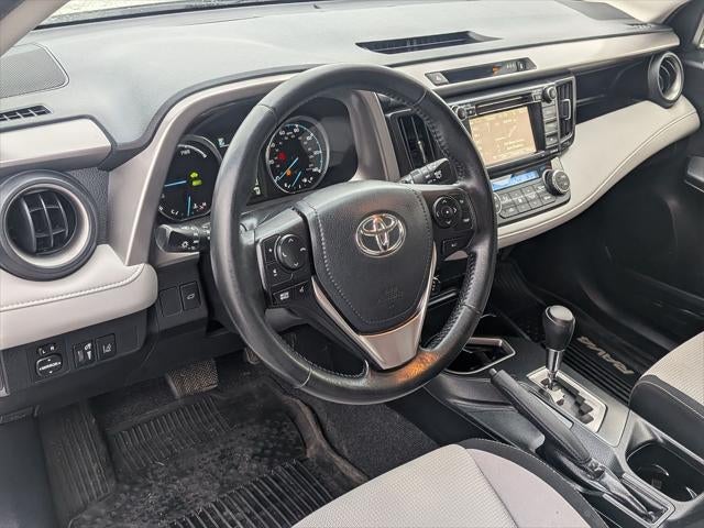 2017 Toyota RAV4 Hybrid XLE